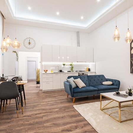 Blue Velvet Luxury Apartment 布达佩斯 外观 照片